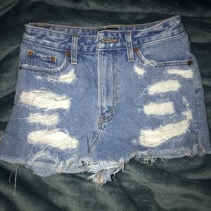 abercrombie & fitch distressed shorts